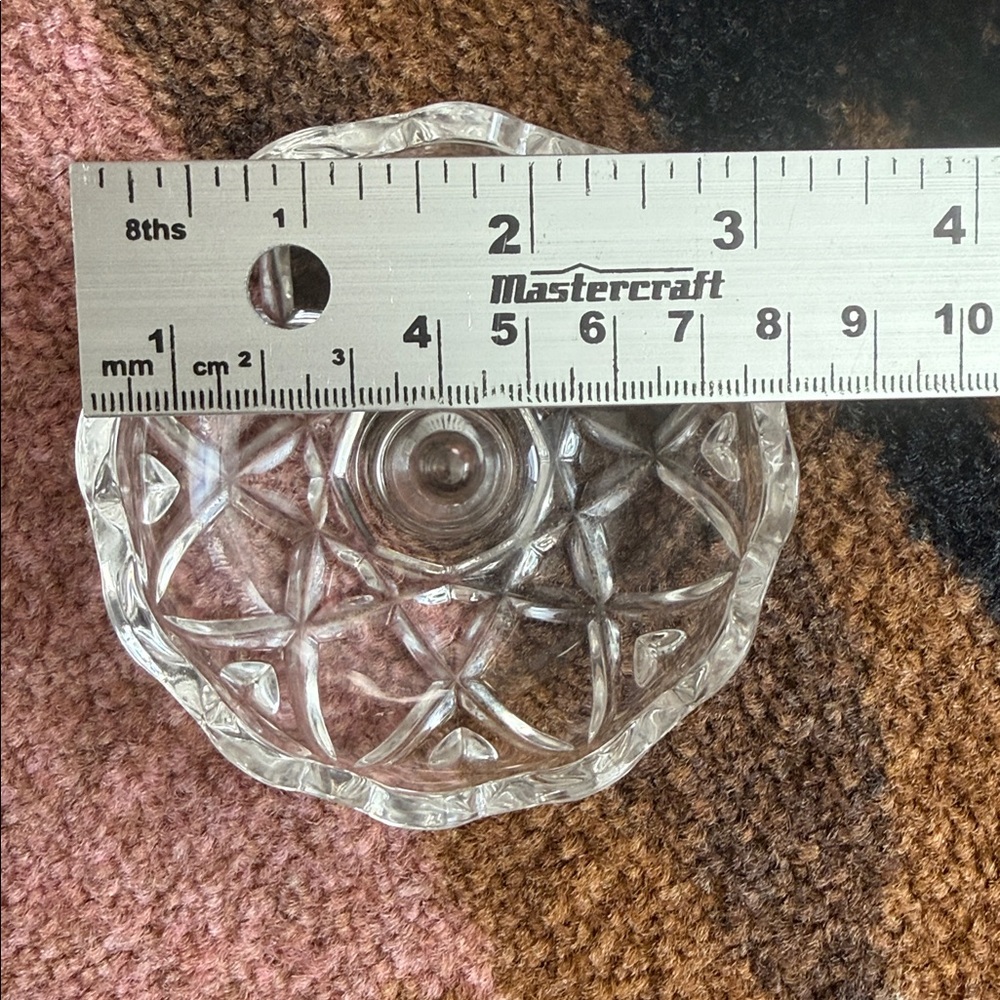 VINTAGE CRYSTAL RING DISH - Picture 6 of 6